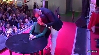 Orgie Der Lust Mit Mehreren Partnern