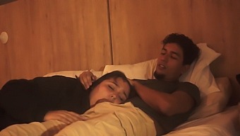 Stepbrother Seizes The Opportunity To Indulge In Oral Pleasure With His Sister